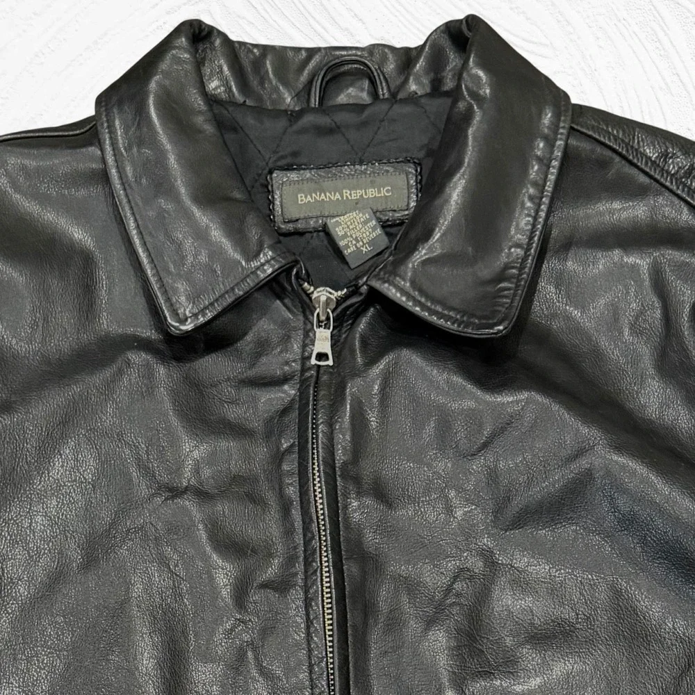 Banana Republic ***one flaw